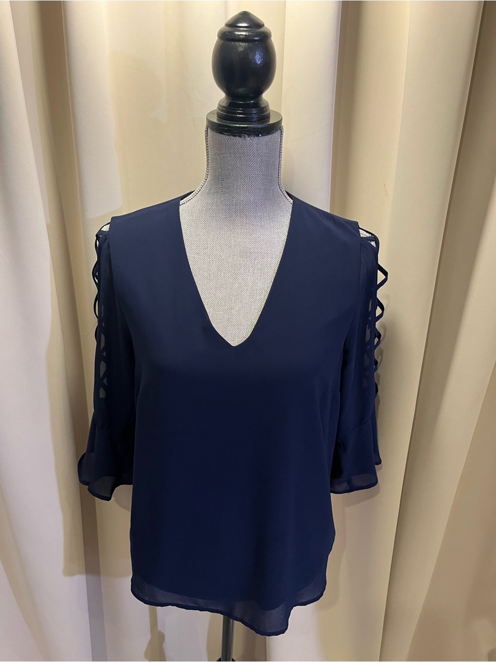 Women’s Navy V-Neck Open Sleeve Blouse
